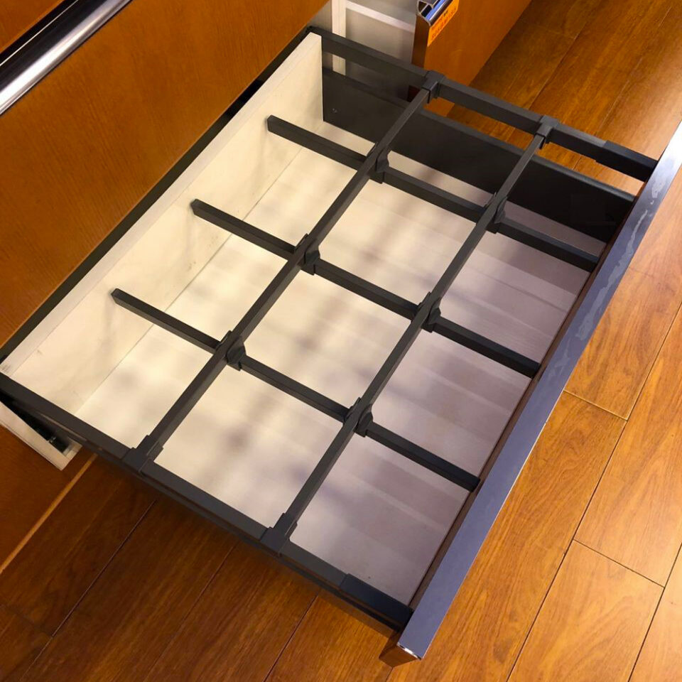 Sistema División Interior - Antracita